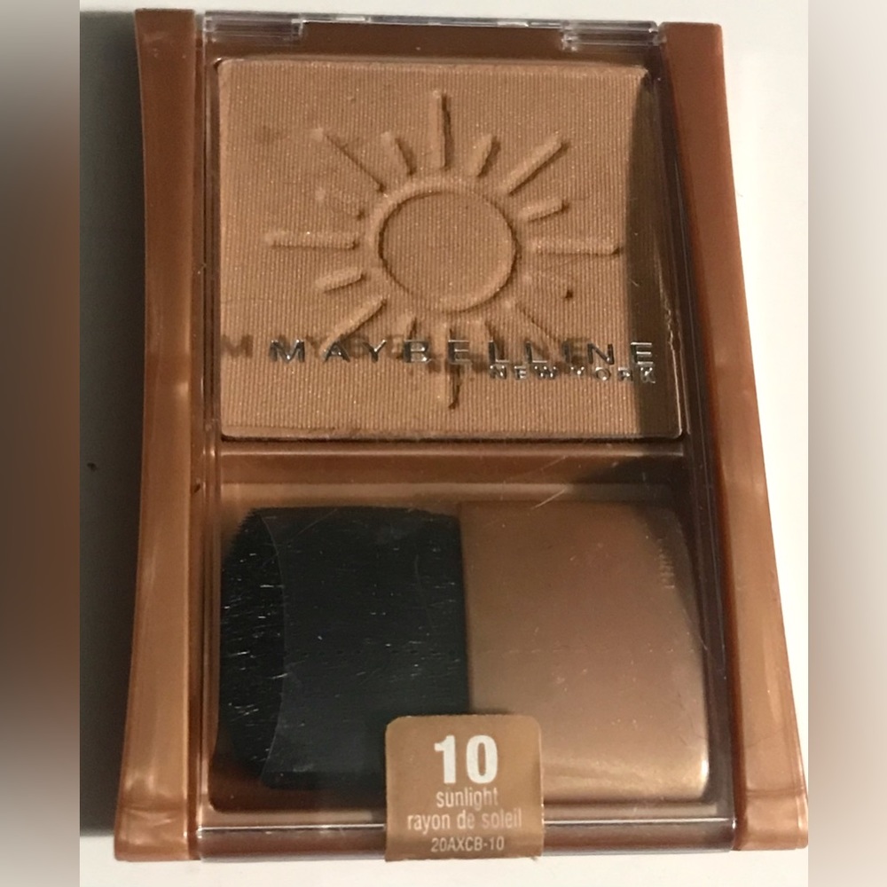 Maybelline Expert Wear Bronzer pressed powder compact SunLight #10 ~ SEALED